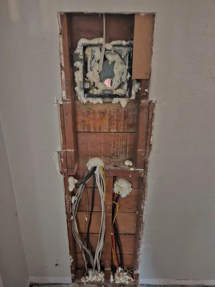 Slide of Mane Electric