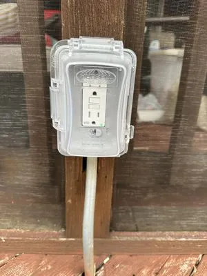 Manhattan Beach Electrician