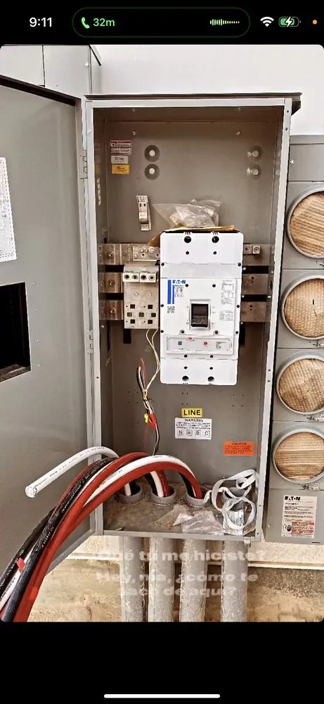 Slide of Manny The Electrician