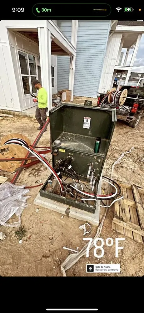 Slide of Manny The Electrician