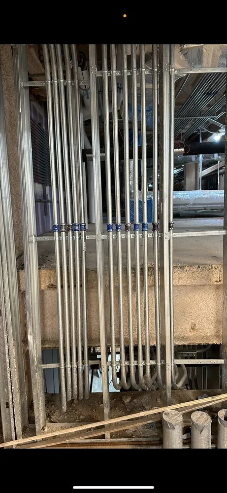 Slide of Manny The Electrician