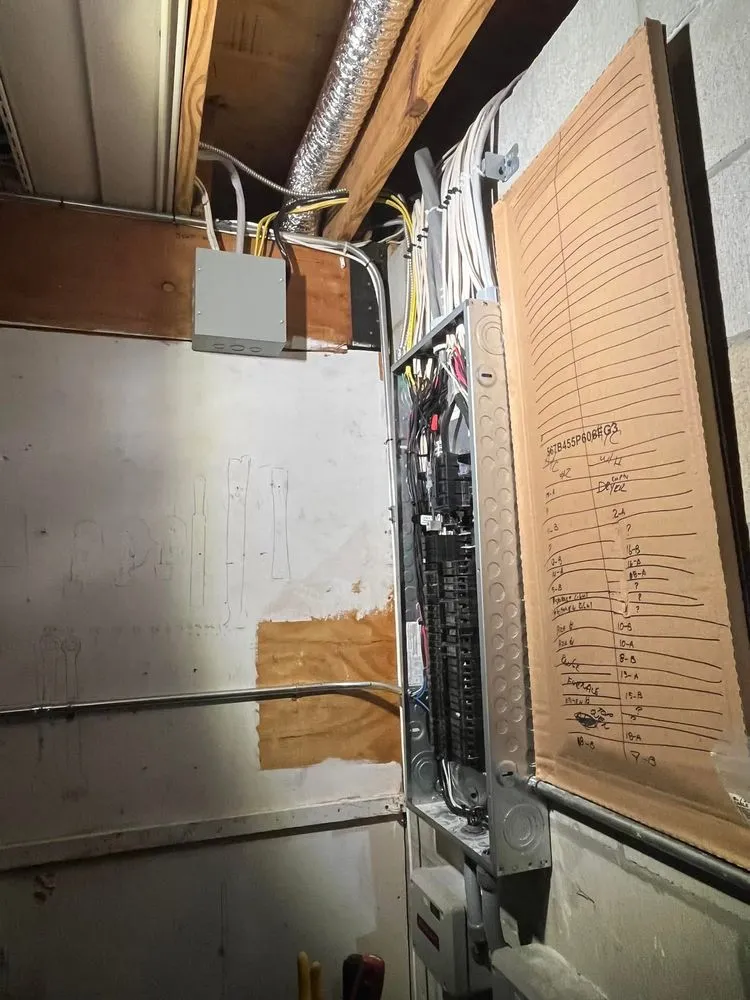 Professional lighting installation experts serving St. Cloud, FL - Manny’s 407 Electric