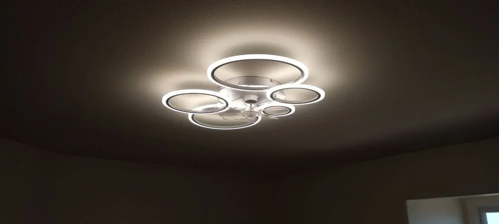 Slide of Manny's Electric