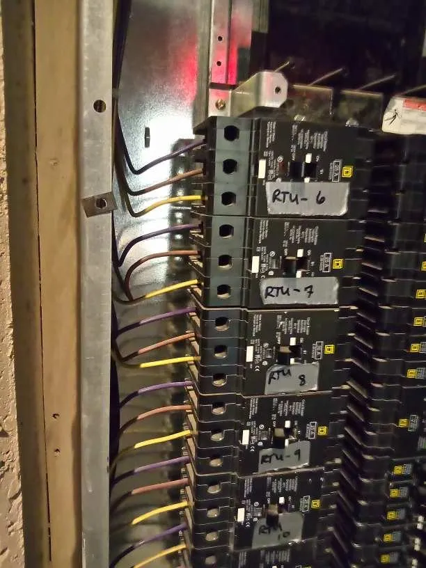 Slide of Manny's Electrical Services