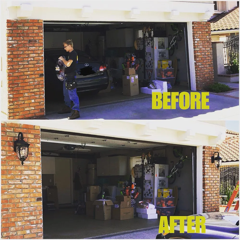 Slide of Manos Electric