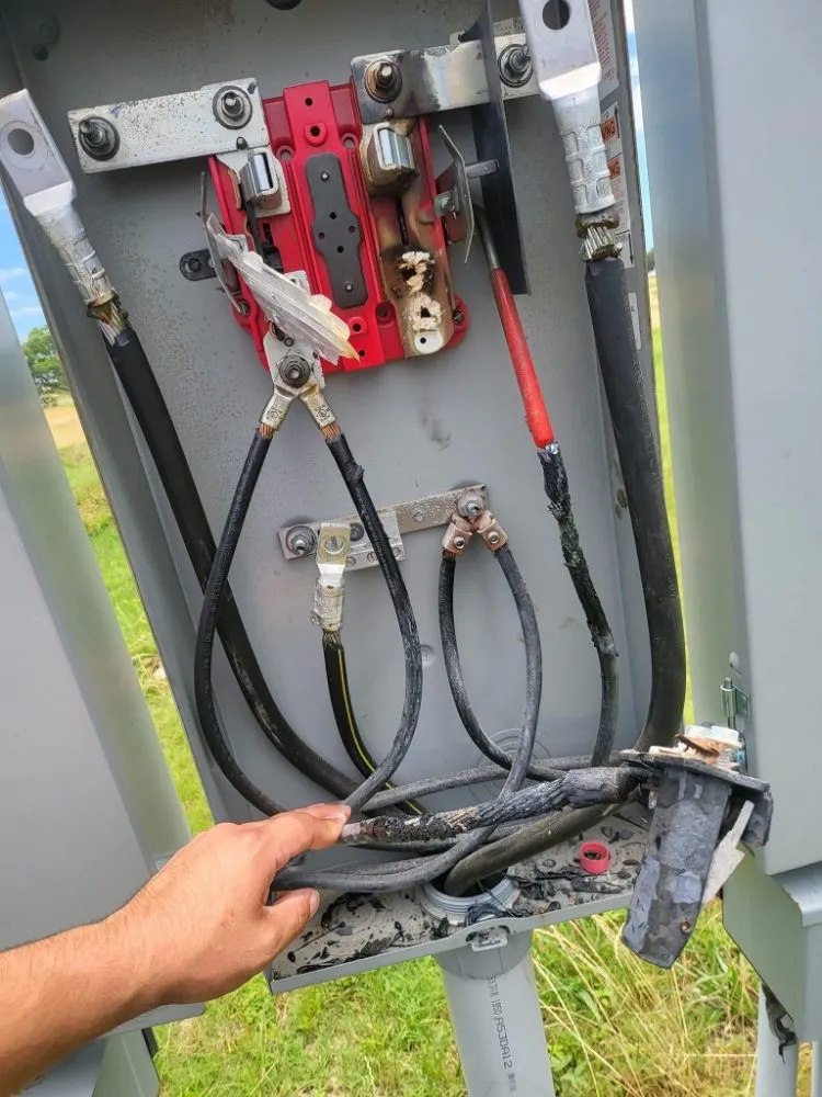 Emergency emergency electrical service experts serving Mansfield, TX - Mansfield Plumbing Electric Heating & Air
