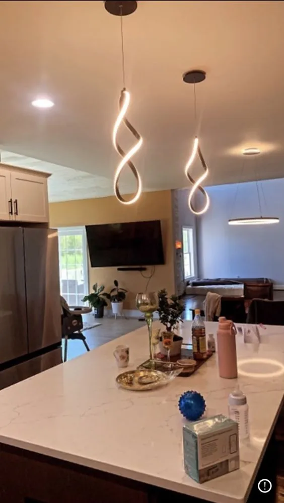 Certified electrician providing lighting installation in Sommerville, MA - Manthec