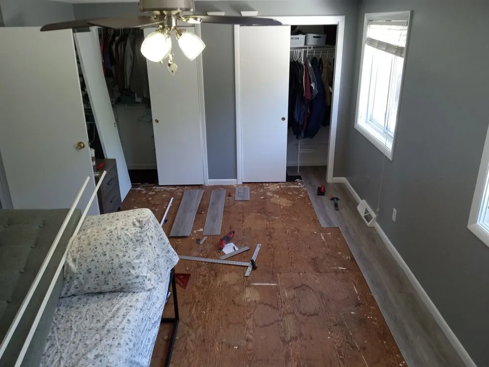 Slide of Manuel Labor