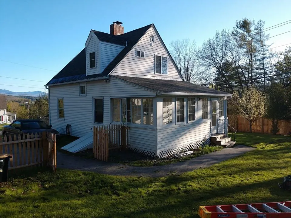 Slide of Maple Tree Craftsmen