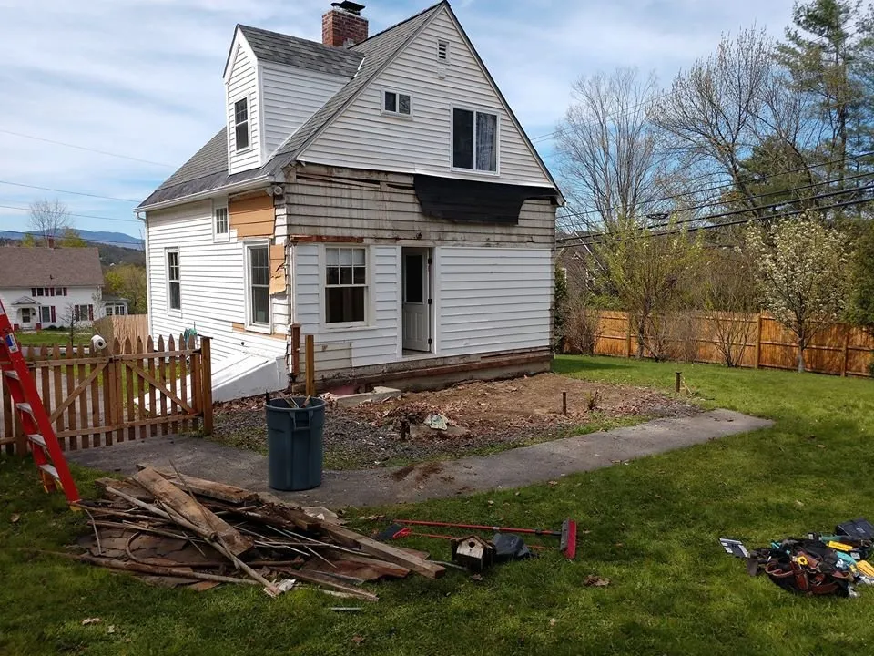 Slide of Maple Tree Craftsmen
