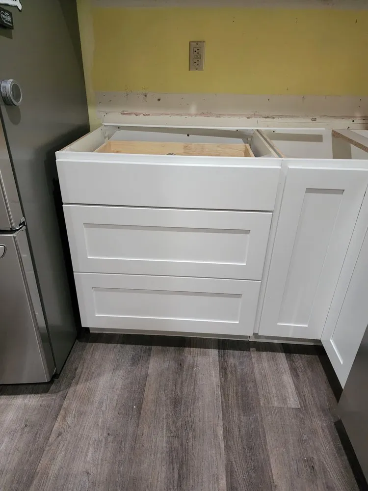 Slide of Maple Valley Handyman Services