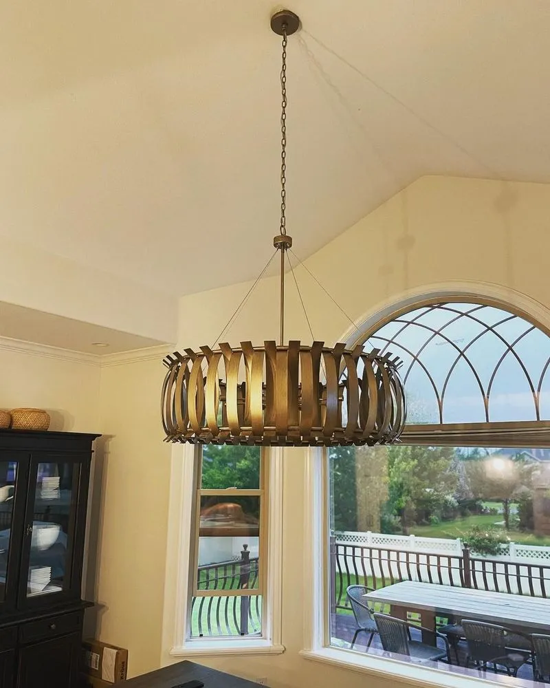 Slide of Mar Vista Electricians