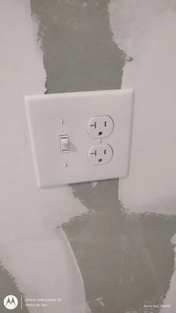 Slide of Marc Mendelowitz Electrician