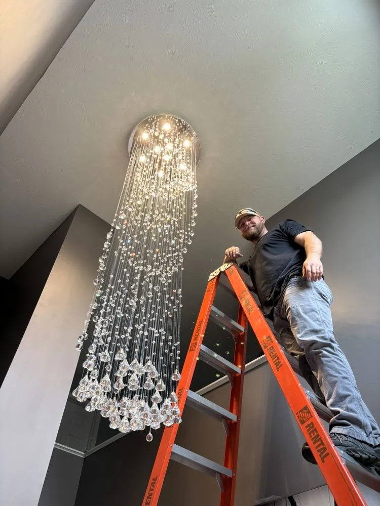 Slide of Marcello Electric