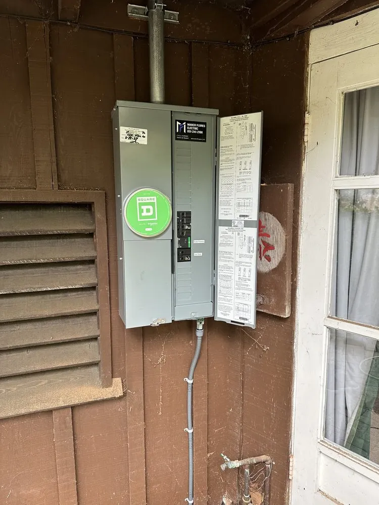 Slide of Marco Flores Electric