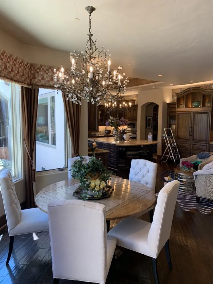 Slide of Marco Flores Electric