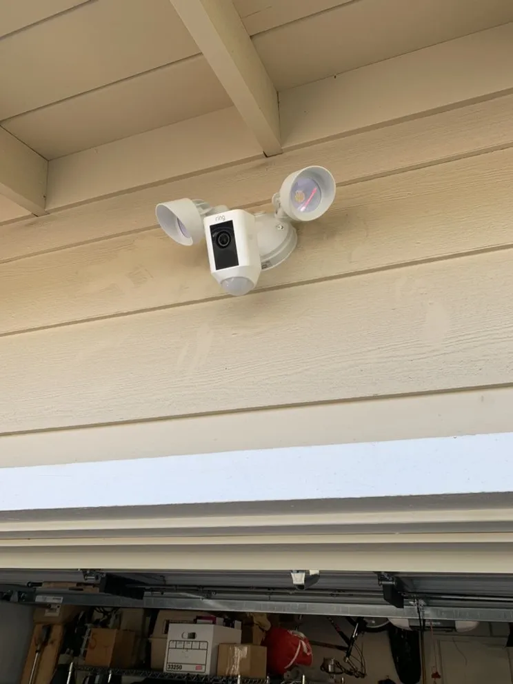 Affordable electrician providing circuit breaker repair in ,