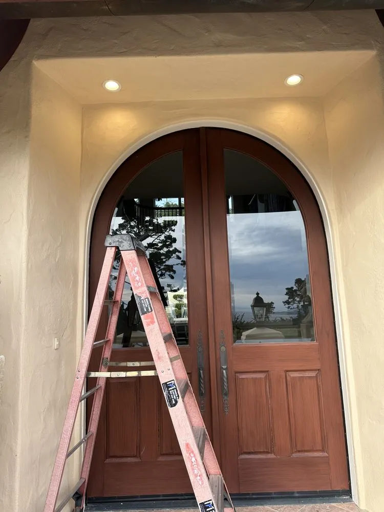 Slide of Marco Flores Electric