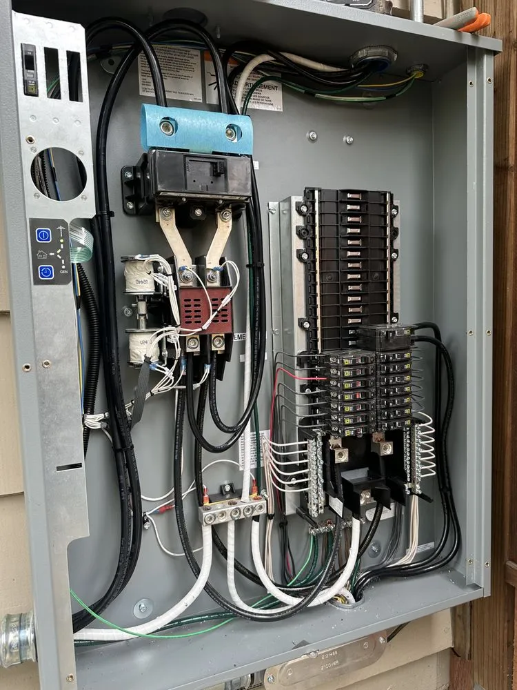 Slide of Marco Flores Electric