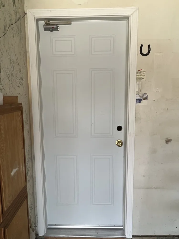 Professional electrical service for homes in lighting installation, by