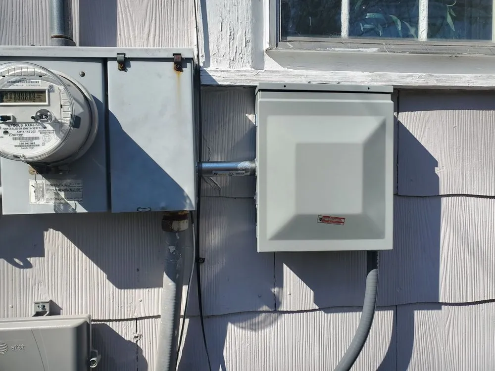 Slide of Marcus Thomas