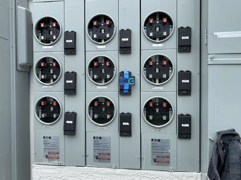 Slide of Mario and Luigi Electric