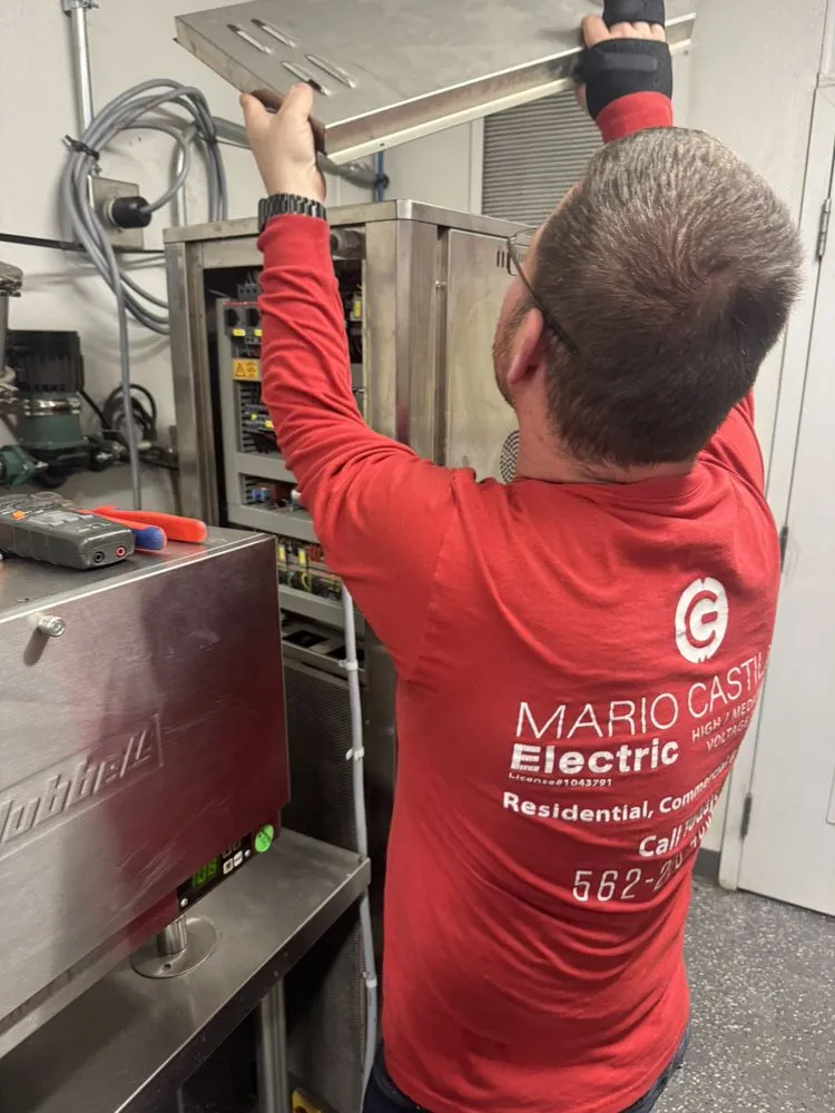 Slide of Mario Castillo Electric