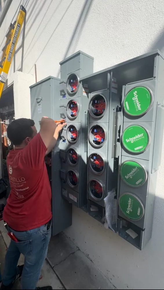 Slide of Mario Castillo Electric