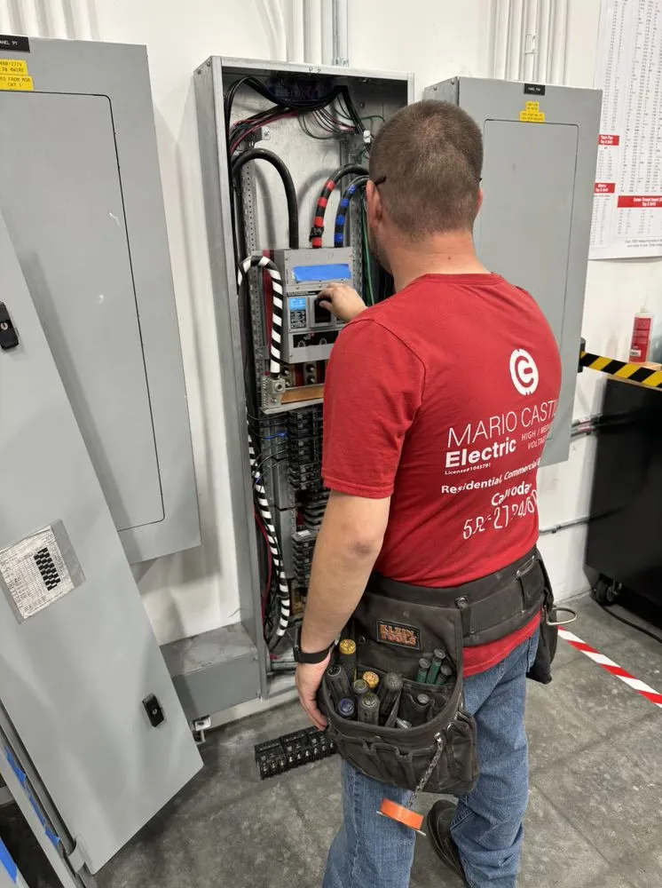 Expert electrical repair in ,  by Mario Castillo Electric