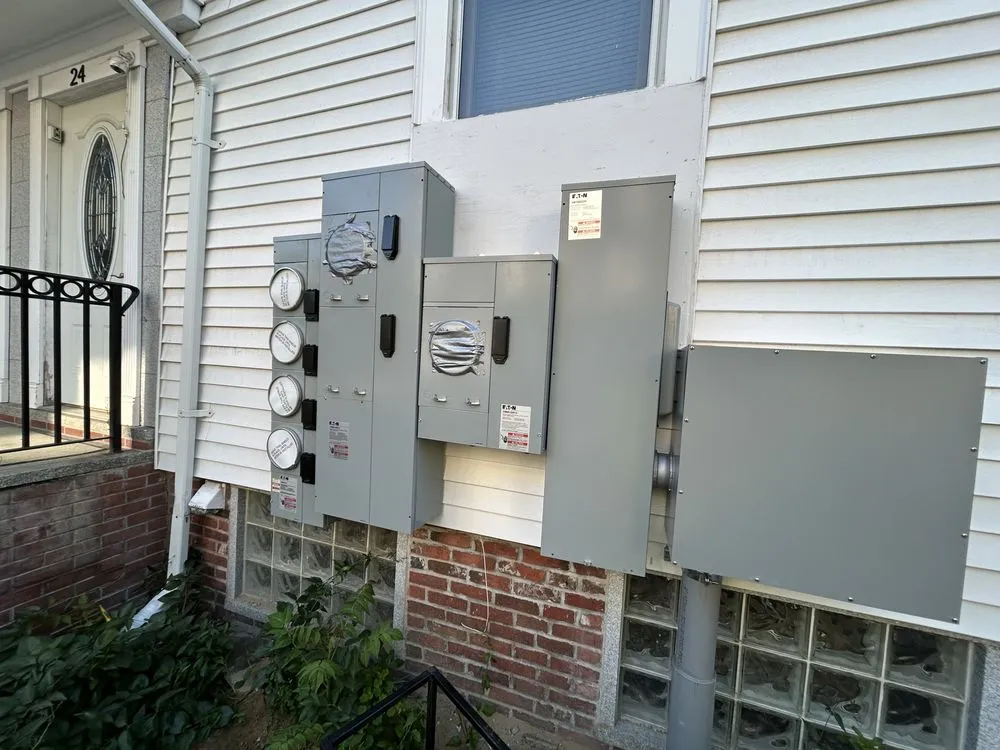 Slide of Mark Pesce Electrician