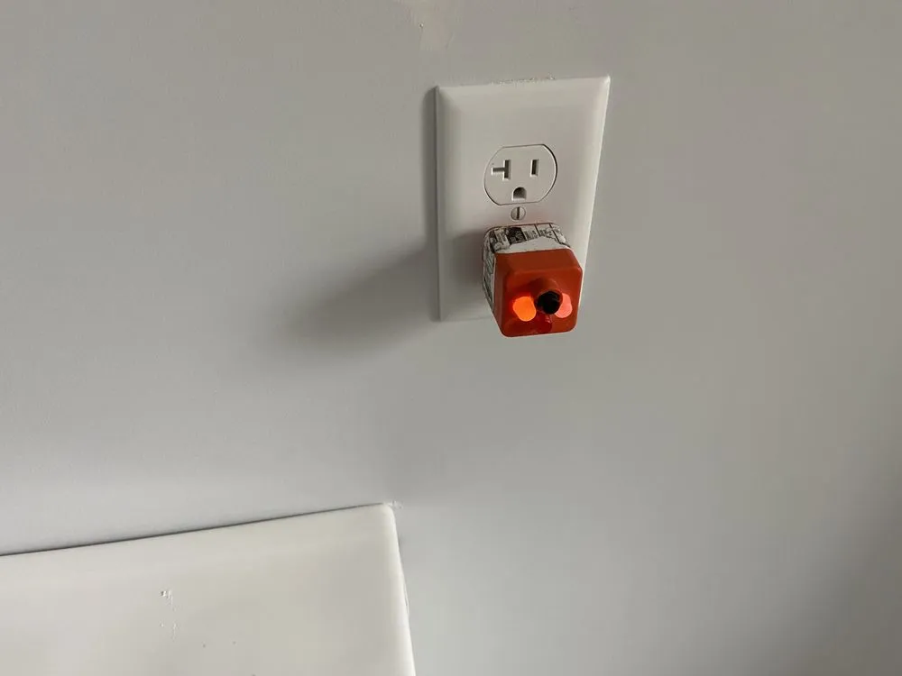 Slide of Mark Pesce Electrician