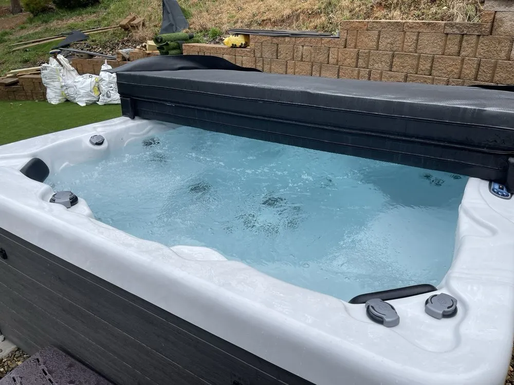 Slide of Mark Russell Electric