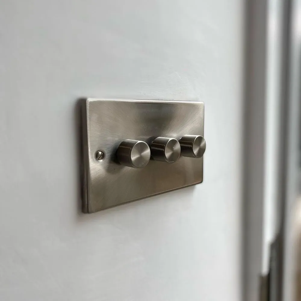 Slide of Market 24 Hour Electrician