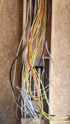 Marquez Electric Logo