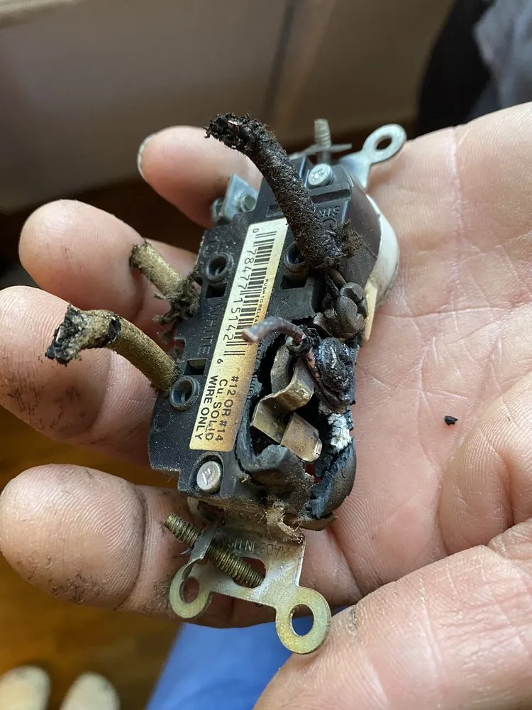 Slide of Martinez Electric