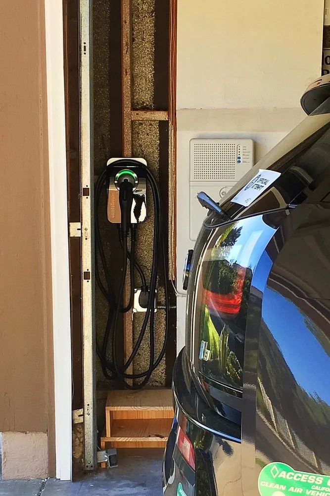 Slide of Martin's Electrical & Lighting Company