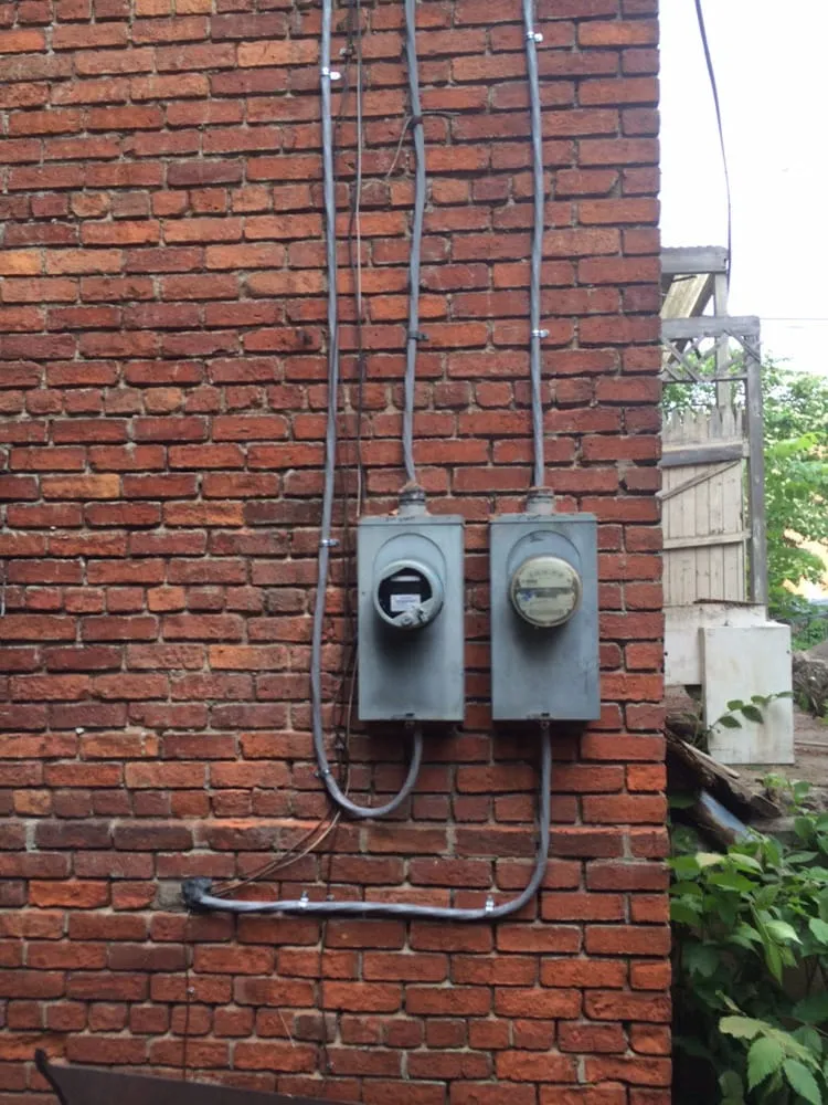 Slide of Marvin and Son Electrical