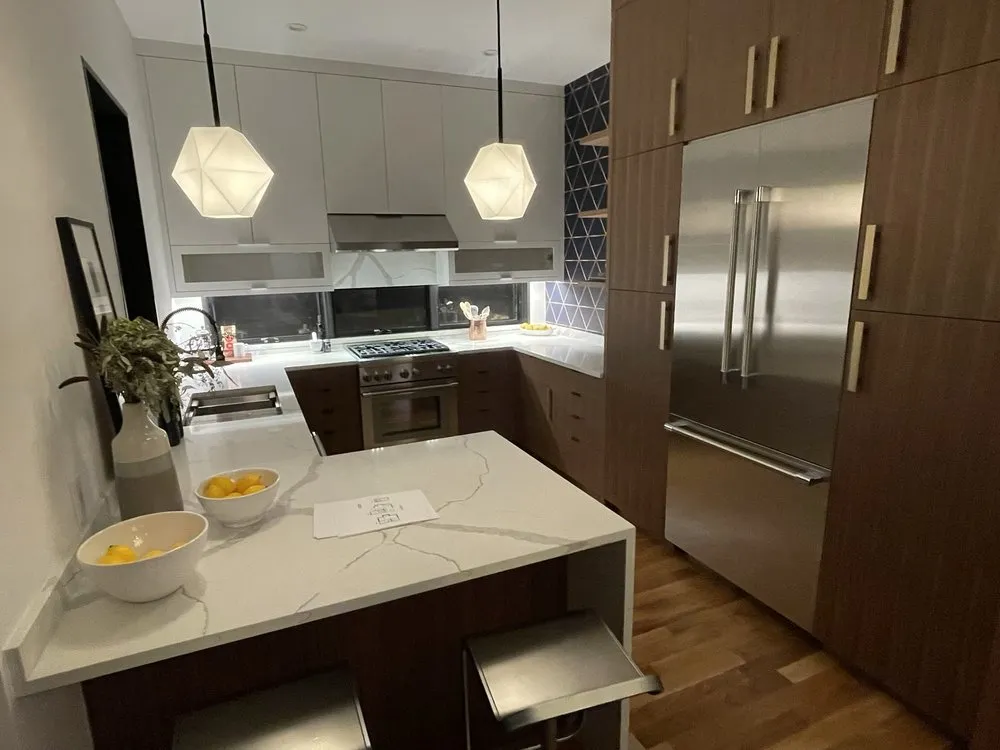 Slide of Masis Cinar Electrician