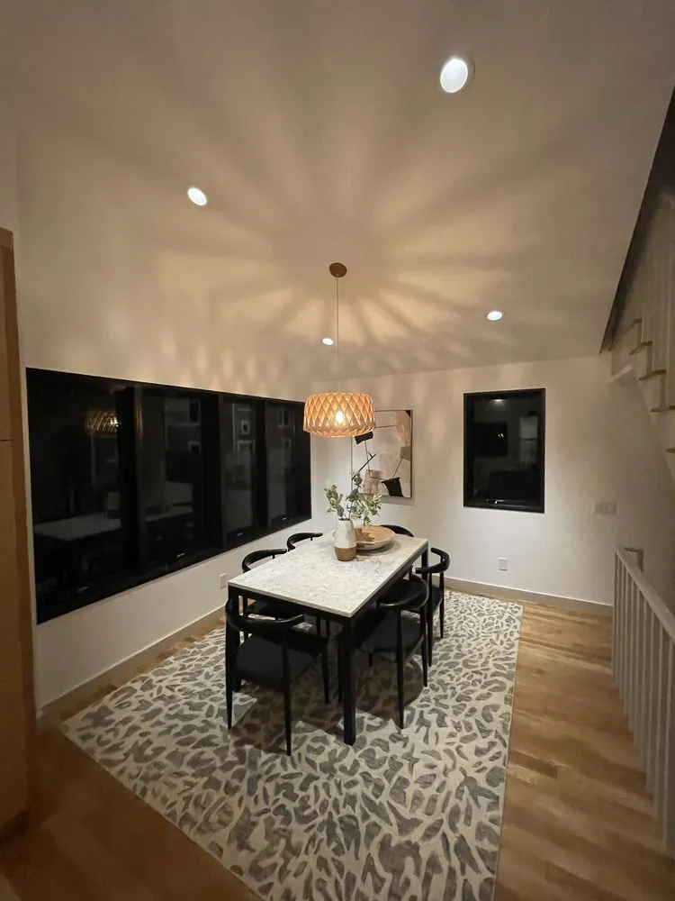 Slide of Masis Cinar Electrician