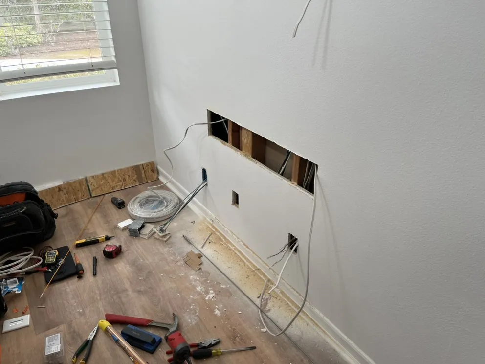 Slide of Mason Electrical