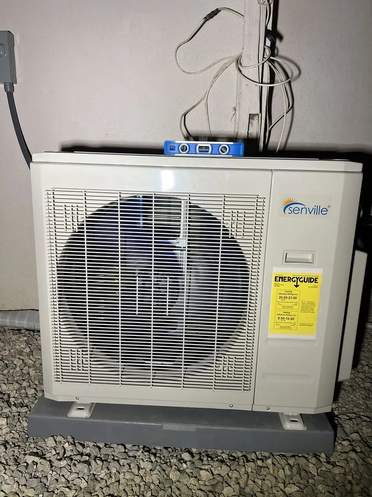Expert electrician providing circuit breaker repair in Winnetka, CA - Mass Electric