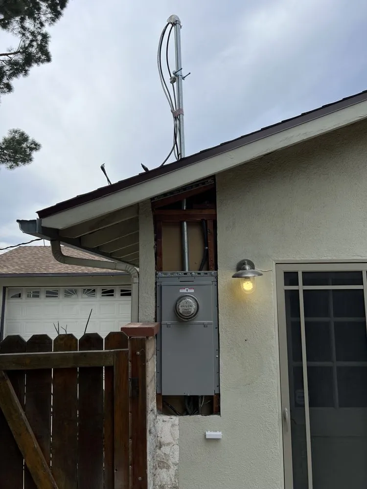 Affordable circuit breaker repair in Winnetka, CA by Mass Electric