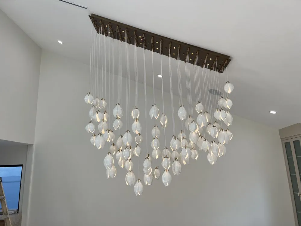 Affordable electrician providing lighting installation in Winnetka, CA - Mass Electric