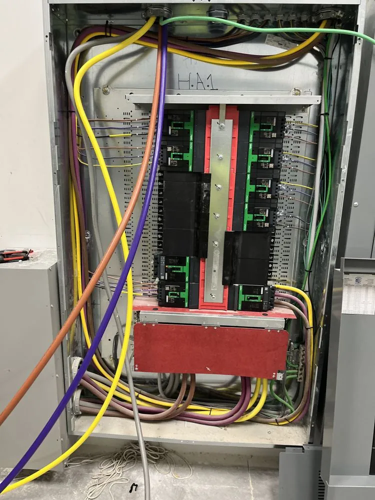 Slide of Master Dave Electric