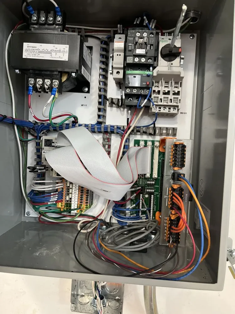 Slide of Master Dave Electric