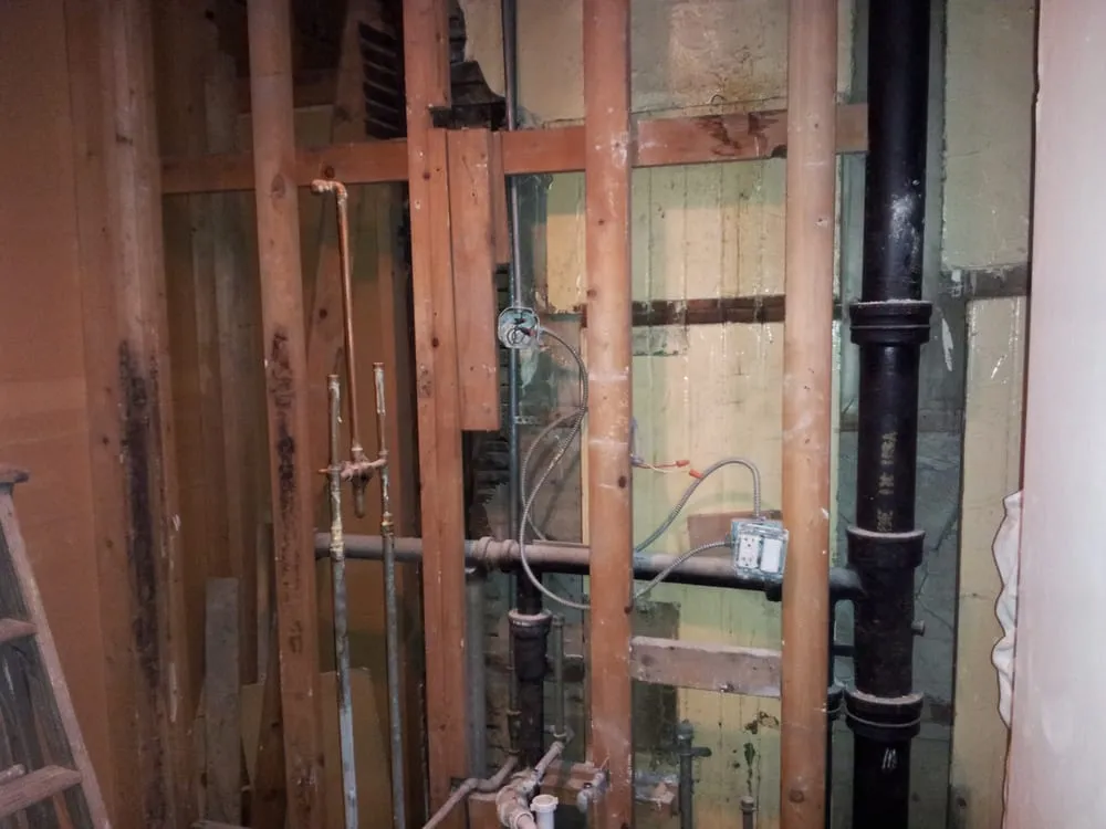 Emergency electrical service for homes in circuit breaker repair,  by 