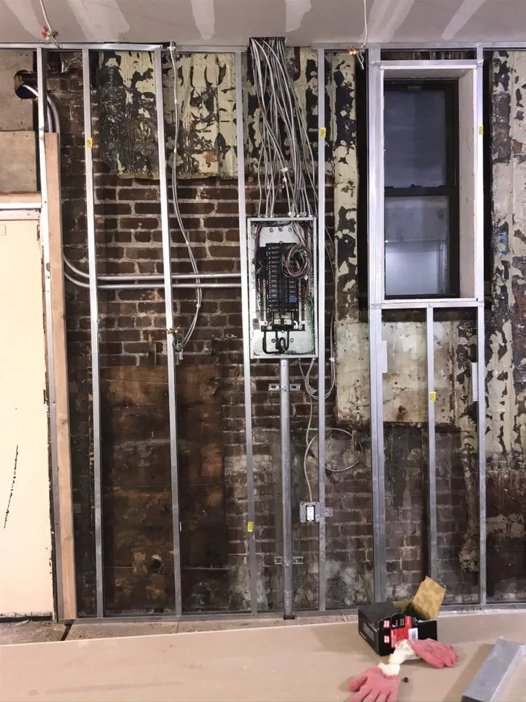 Slide of Master Electrician General Contractor