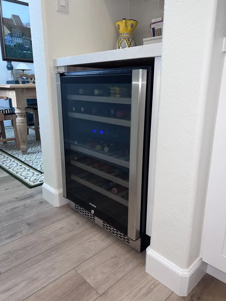 Slide of MasterCraft Electricians