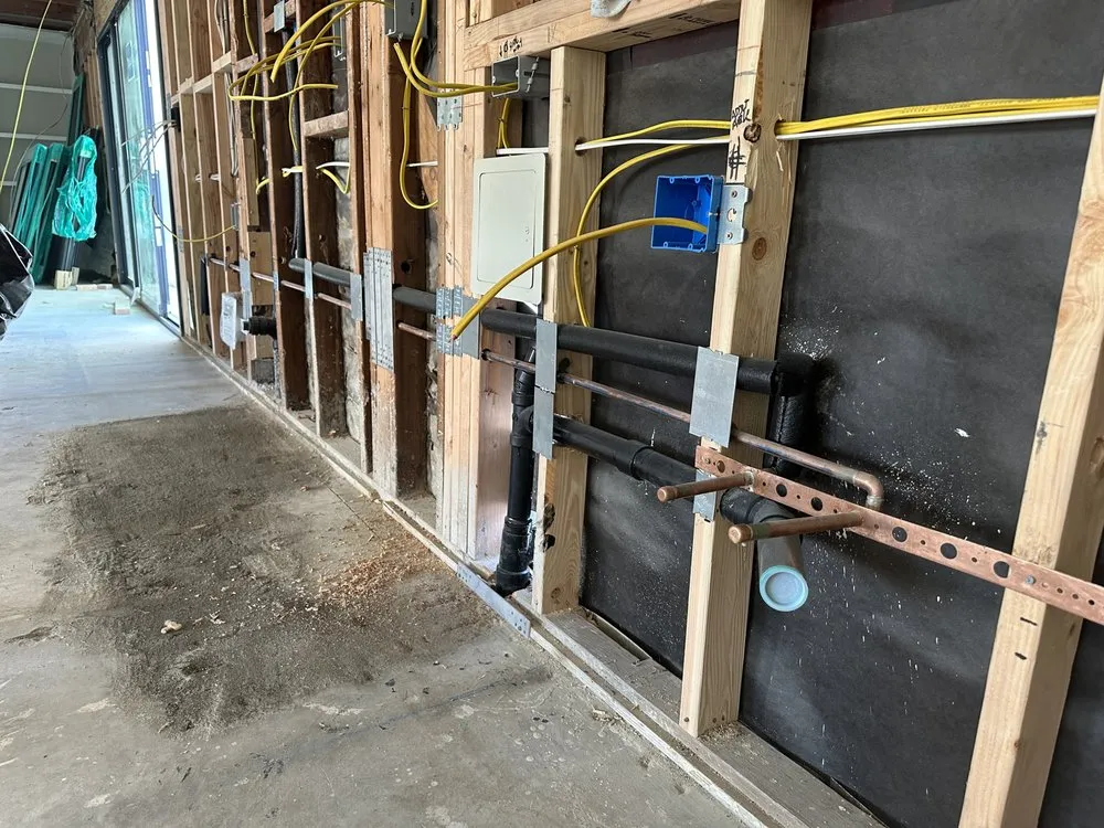 Slide of MasterCraft Electricians