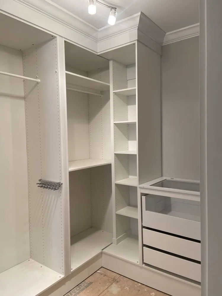 Slide of Masterpiece Installers